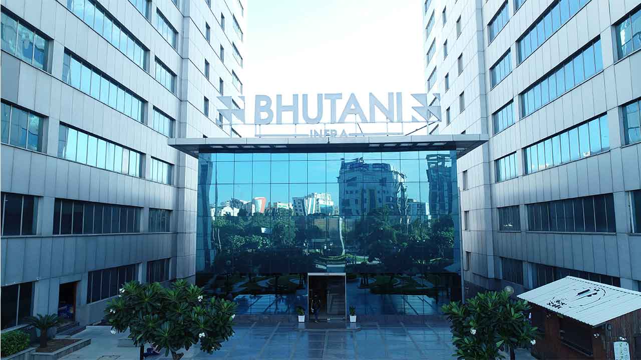 Bhutani Cyber Park: Pioneering Commercial Excellence - Bhutani Properties